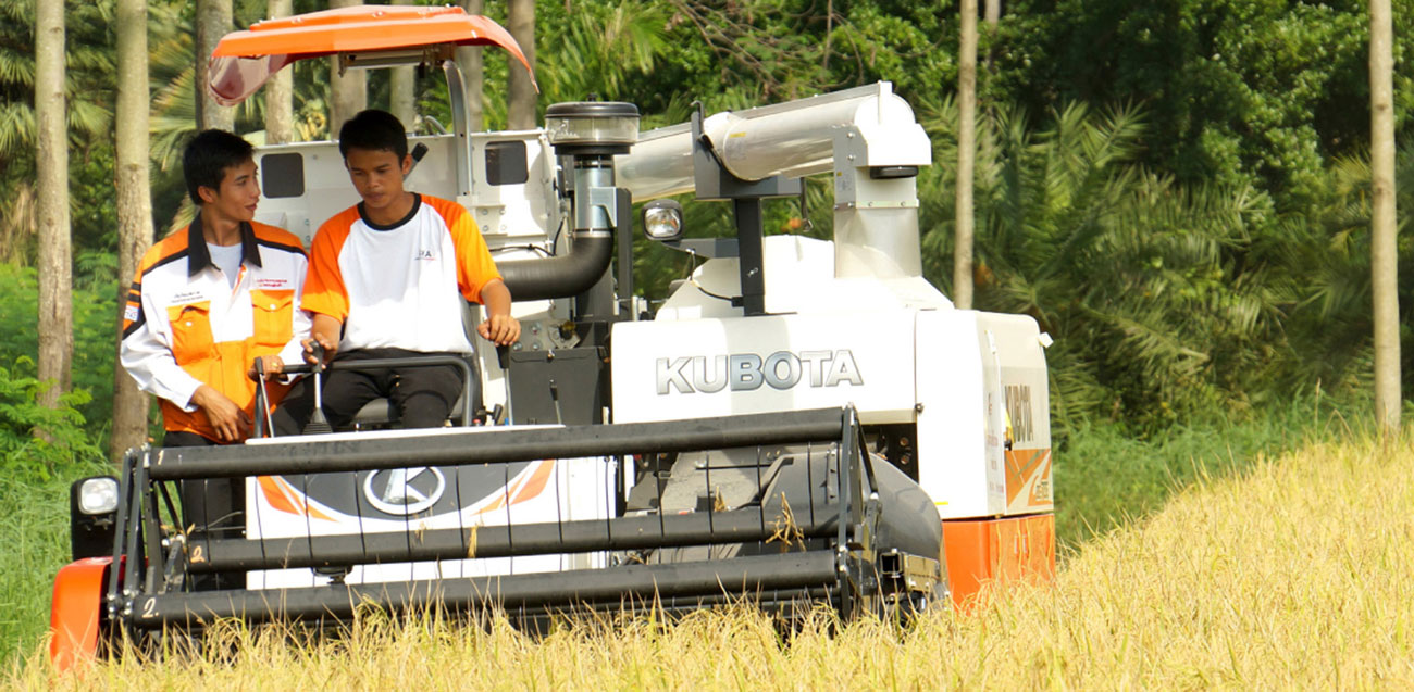 โครงการ KAMP (Kubota Agricultural Machinery Practice Center)
