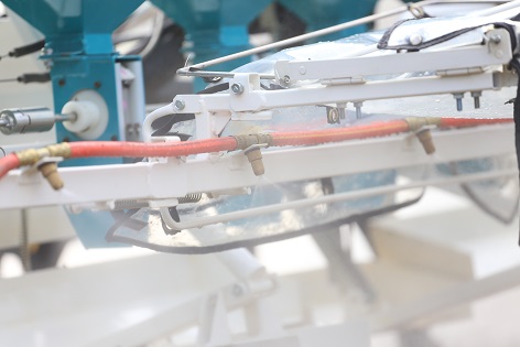 เครื่องหยอดข้าว DS10 พร้อมชุดฉีดพ่นยา SPK