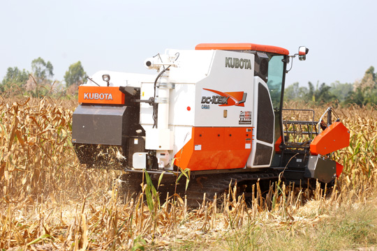 ชุดอุปกรณ์เก็บเกี่ยวข้าวโพด ตราช้าง CK105X