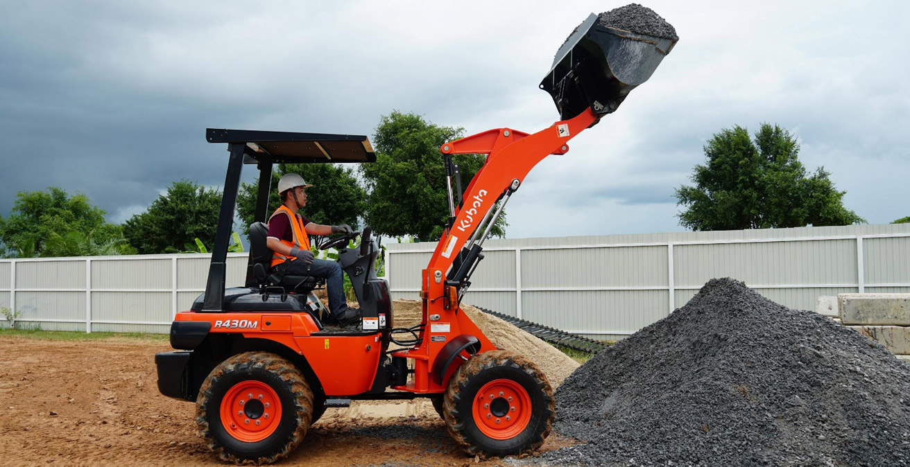 รถตักล้อยาง R430M