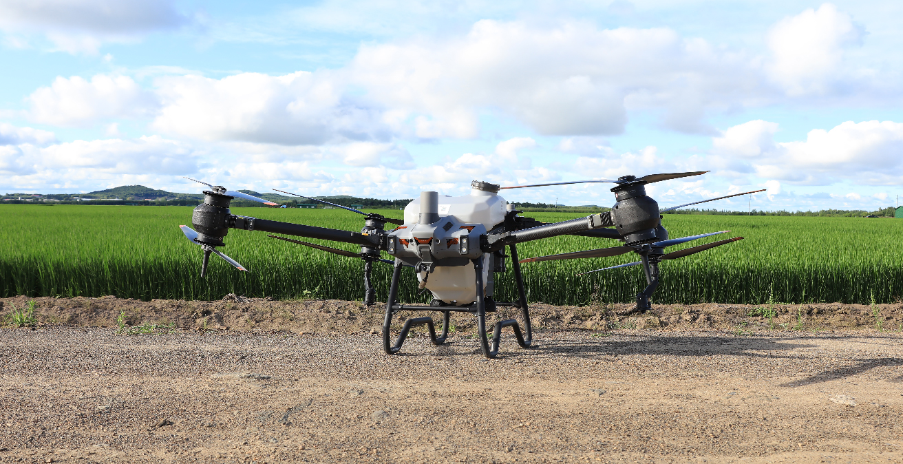 โดรนการเกษตร DJI รุ่น AGRAS T40